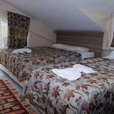 Sarimese Otel Demirci   Zewnętrze zdjęcie