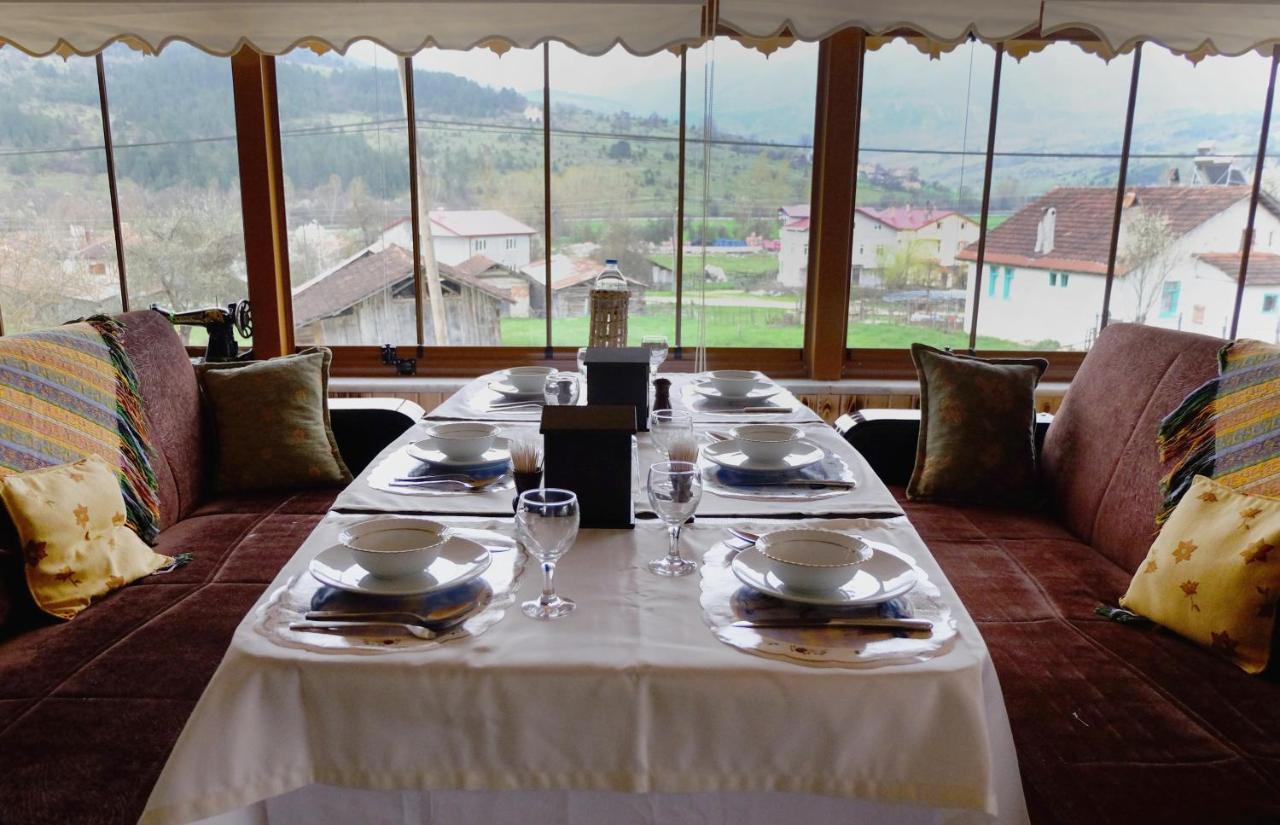 Sarimese Otel Demirci   Zewnętrze zdjęcie
